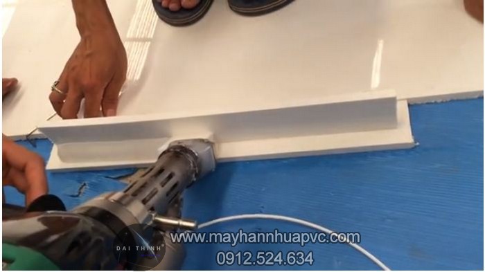 M&aacute;y h&agrave;n đ&ugrave;n Fusion thi c&ocirc;ng h&agrave;n chi tiết nhựa